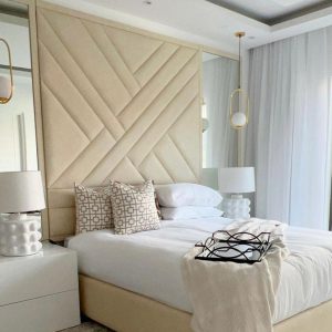JJ Bed Set Queen Size Included Extras Mirrors & Pedestals